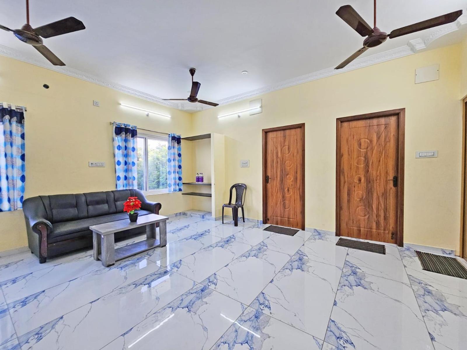 Auro Galaxy Vila Pondicherry Exterior foto