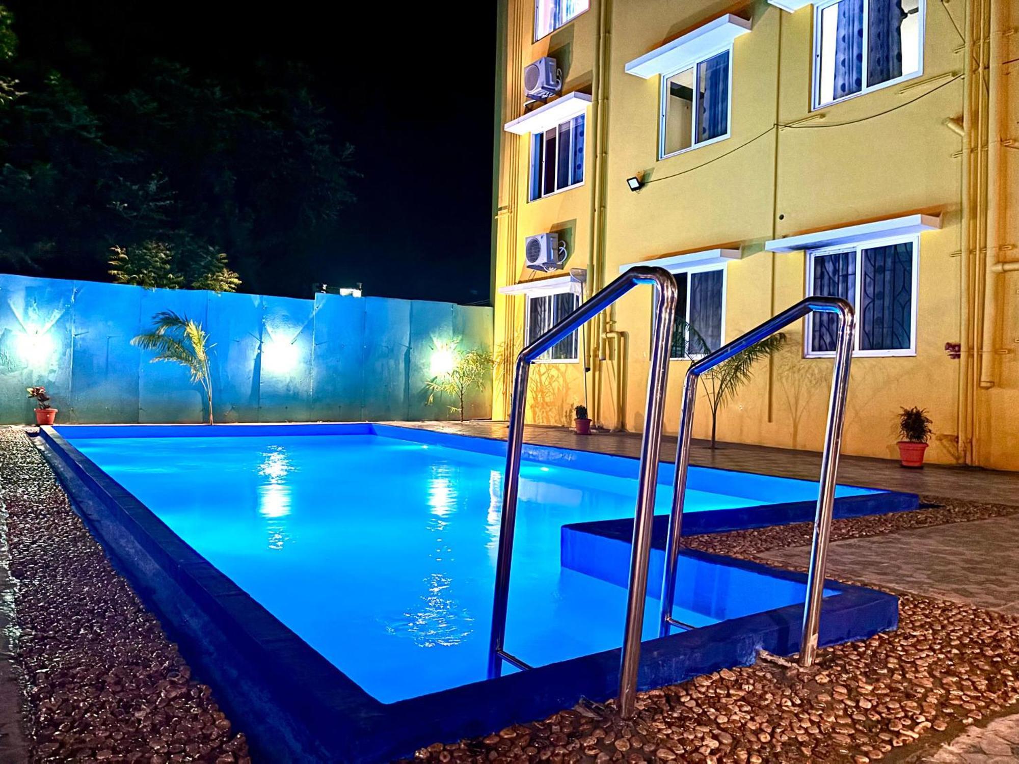 Auro Galaxy Vila Pondicherry Exterior foto