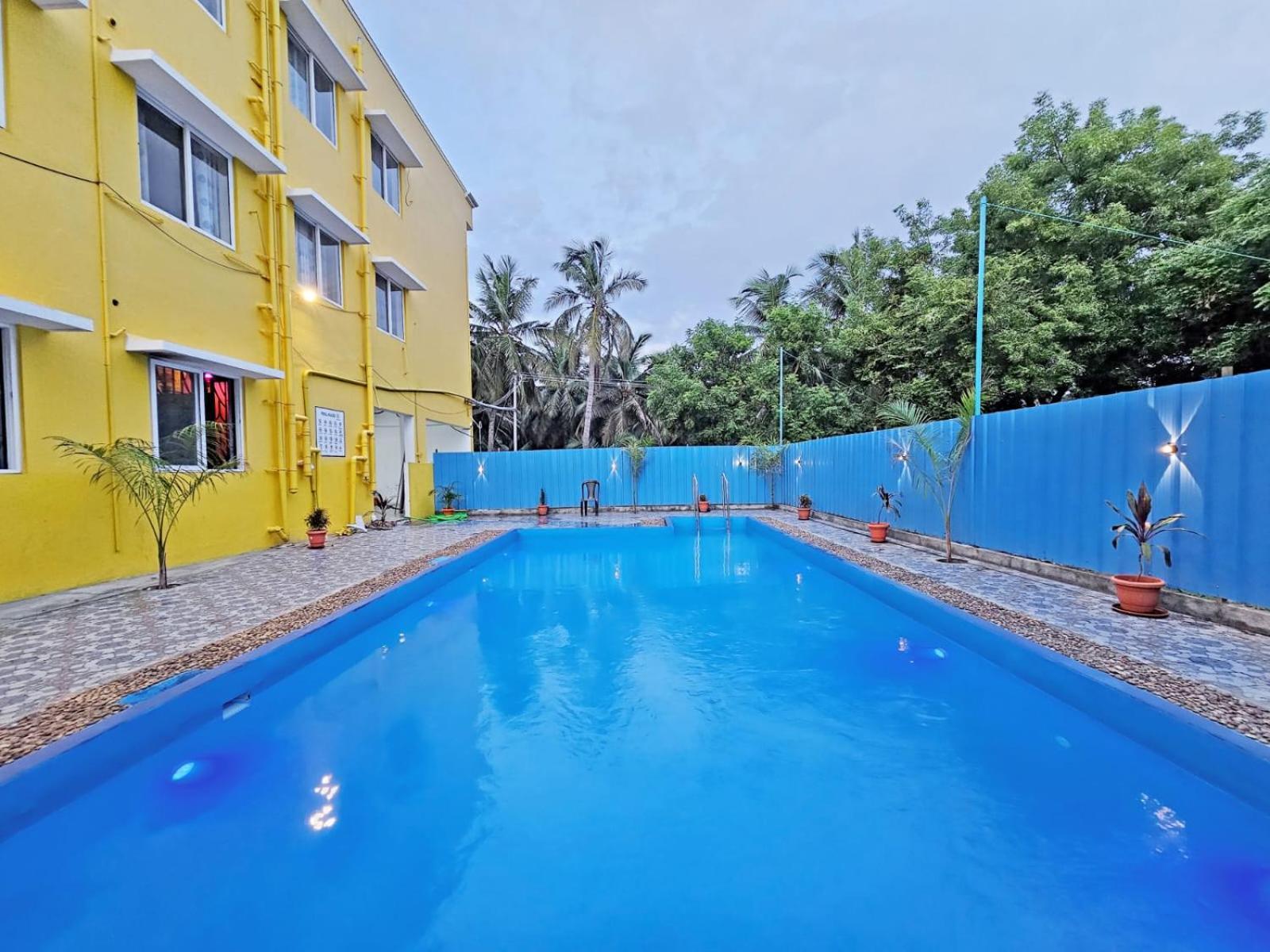 Auro Galaxy Vila Pondicherry Exterior foto