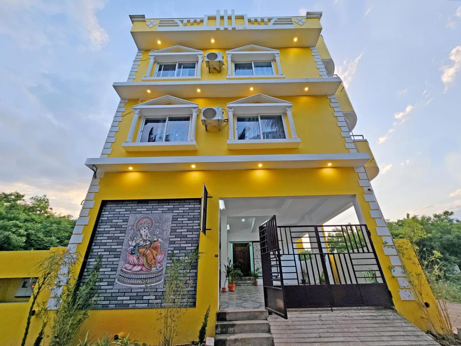 Auro Galaxy Vila Pondicherry Exterior foto