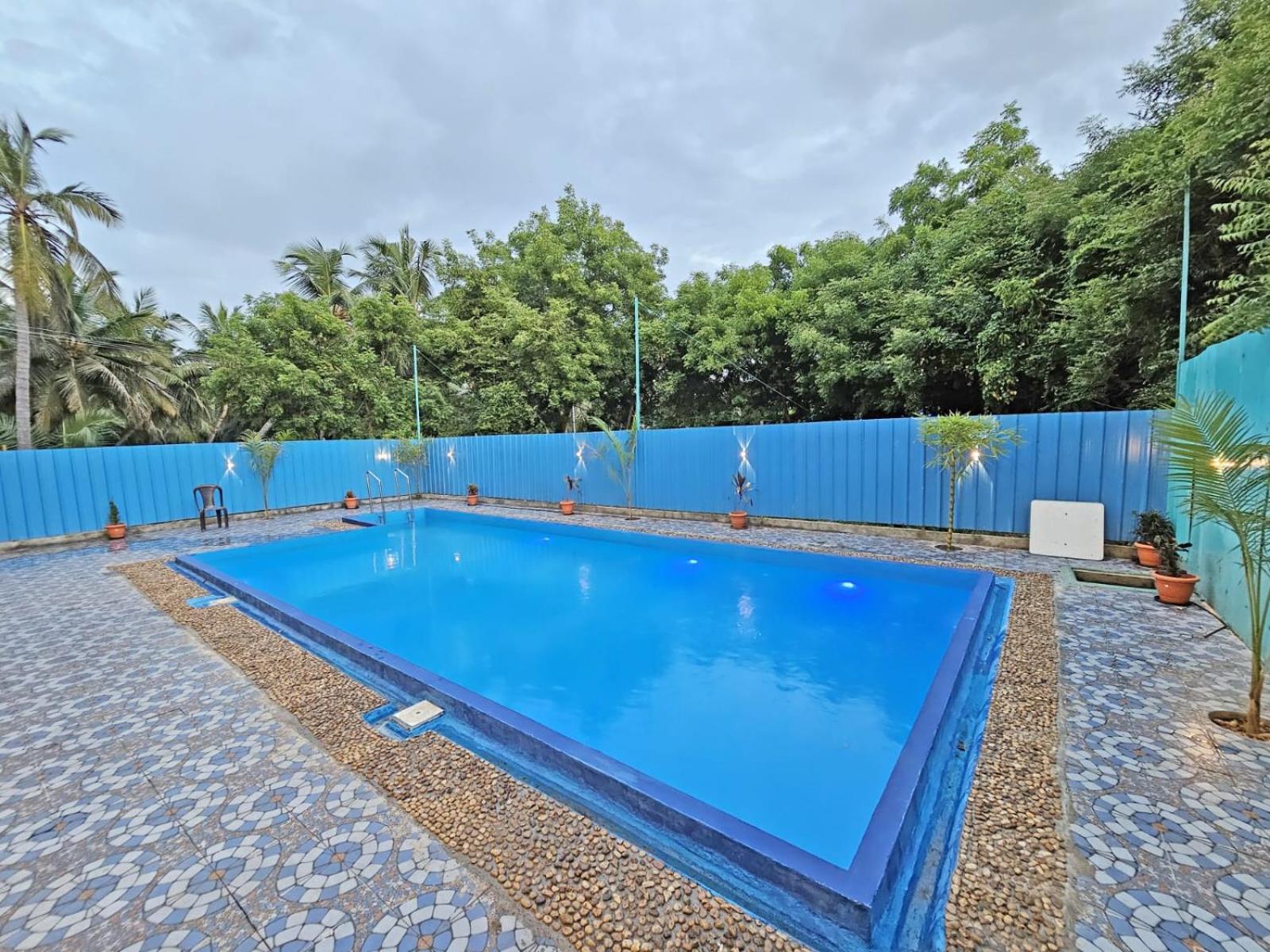 Auro Galaxy Vila Pondicherry Exterior foto